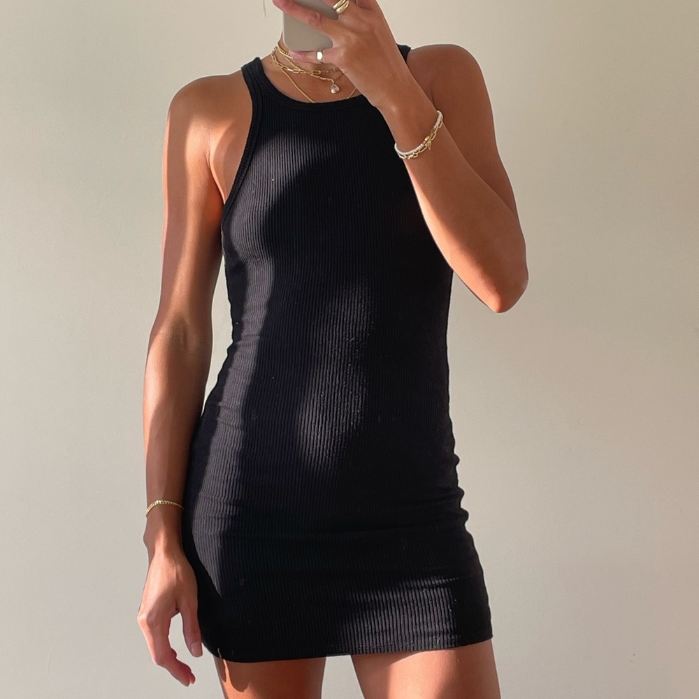 Windsor dress size medium mini. So soft